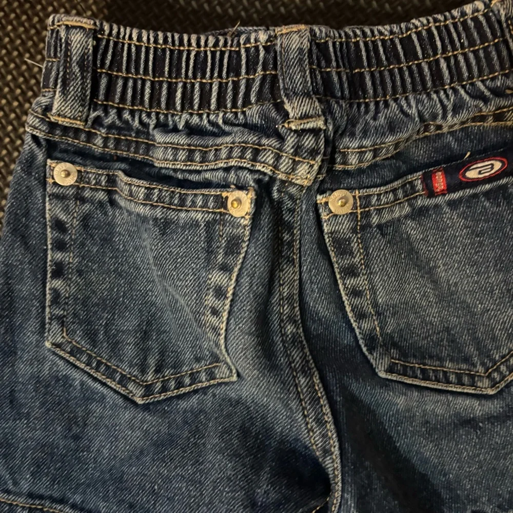 Bongo Denim Shorts Red Heart Embroidered Pockets Toddler 4T - Picture 5 of 6